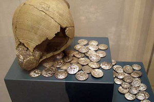 Greek coins from the Tylos era